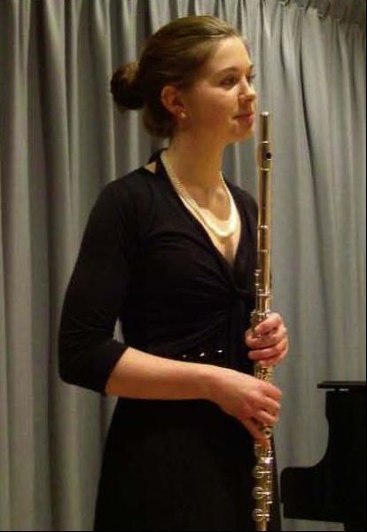 Rachel Howie pic Rachel Howie - Flautist
